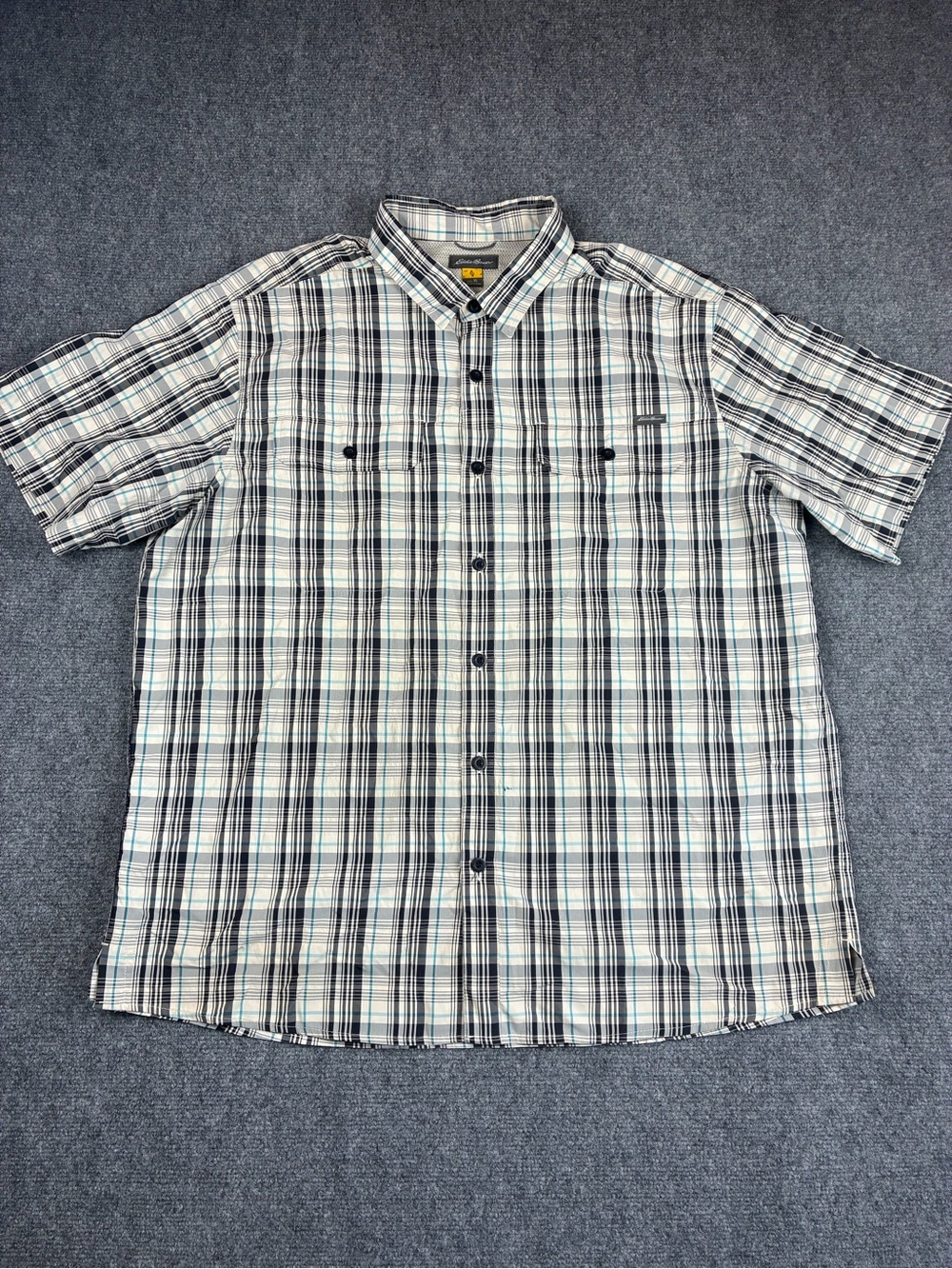 Eddie Bauer Men's Travex Short-Sleeve Plaid Button-Down Shirt